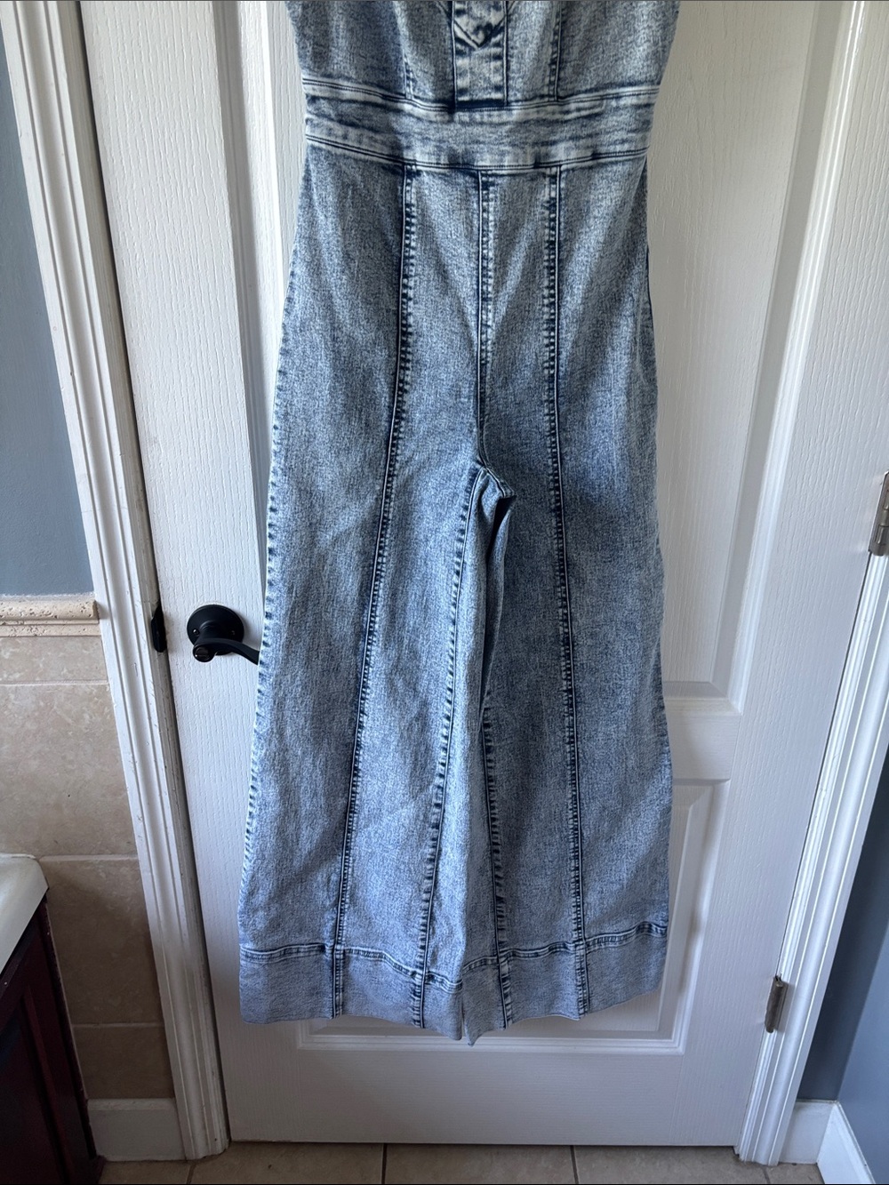 VENUS Light blue Acid-Wash Denim Jumpsuit - Picture 6 of 6